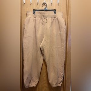 Women’s 2x Nike joggers. Oversized. Like new condition.